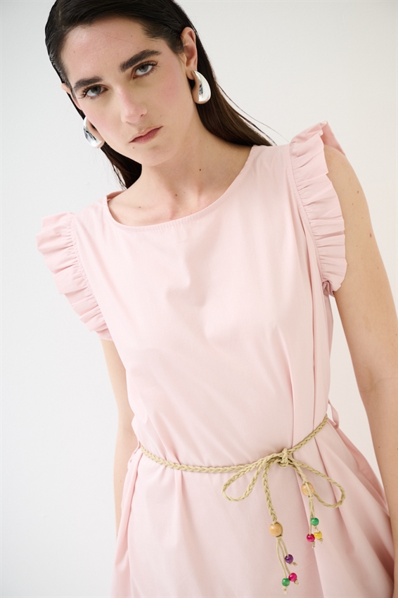 ABITO CORTO CON BALZA SUL FONDO ROSA