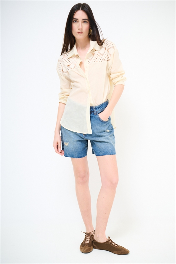 CAMICIA OVER IN MUSSOLA CON MACRAME DAVANTI BURRO