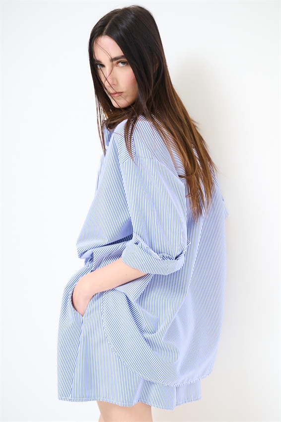 CAMICIA OVERSIZE A RIGHE BLU