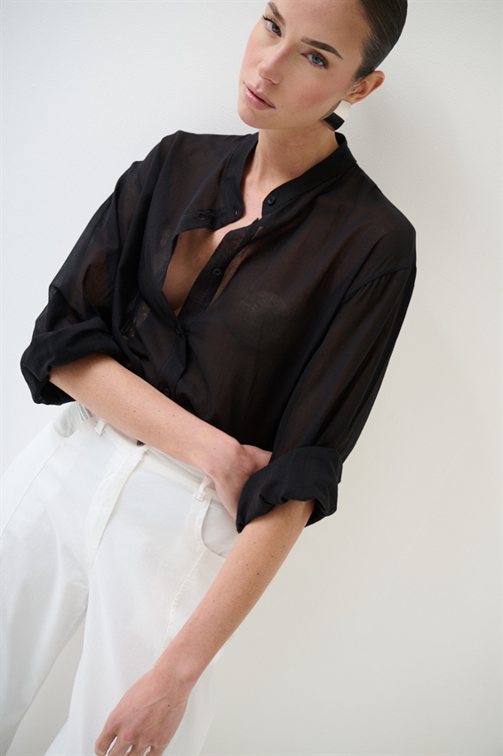 CASACCA COREANA IN MUSSOLA CON MACRAME DIETRO