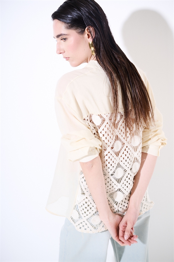 CASACCA COREANA IN MUSSOLA CON MACRAME DIETRO PANNA