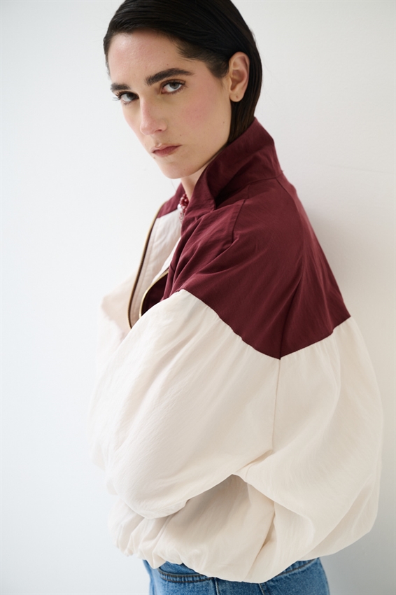 BOMBER BICOLOR CON ZIP ROSSO INDIA/BURRO