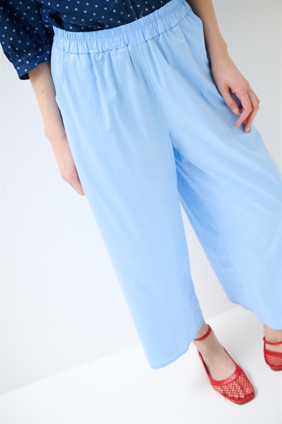 PANTACOULOTTE CON ELASTICO CELESTE