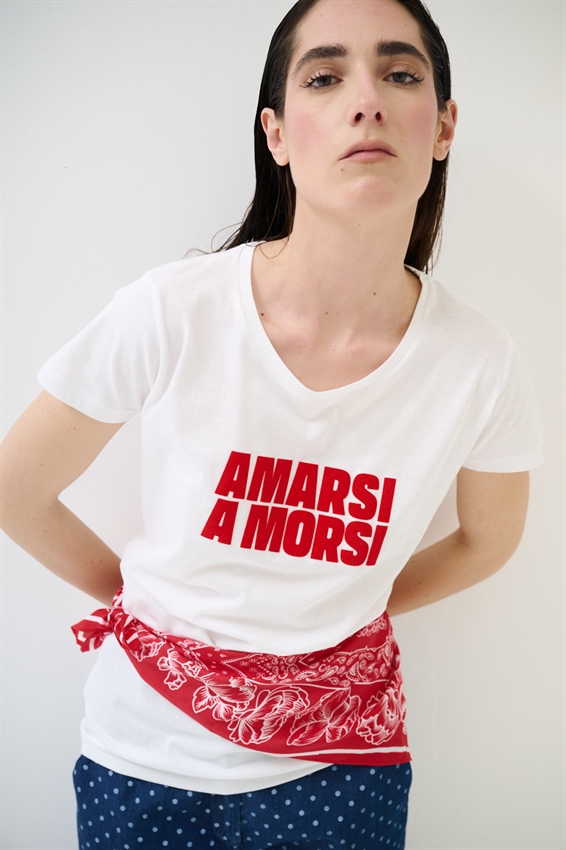T-SHIRT BASIC CON STAMPA AMARSI