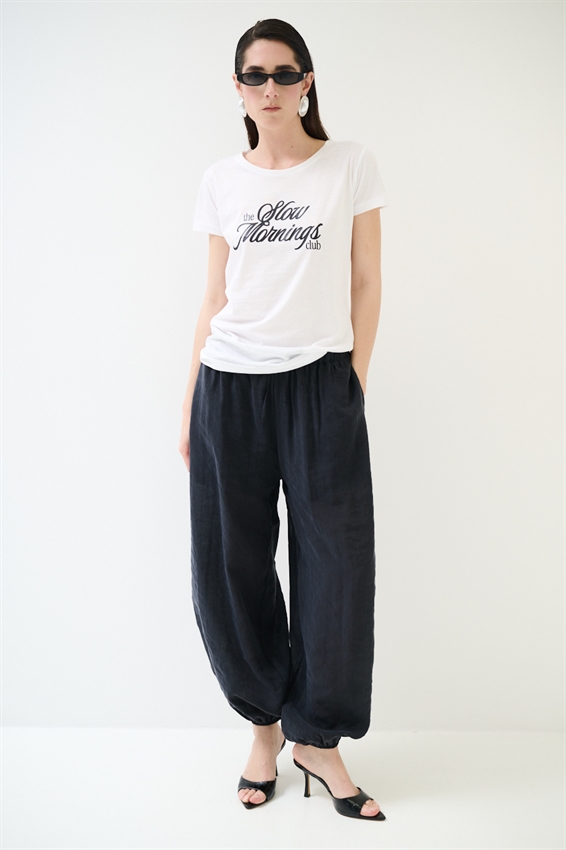 T-SHIRT BASIC CON STAMPA SLOW MORNINGS