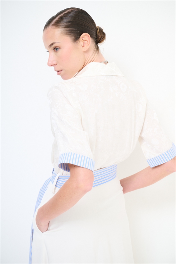 ABITO BICOLOR CON PASSAMANERIA BURRO