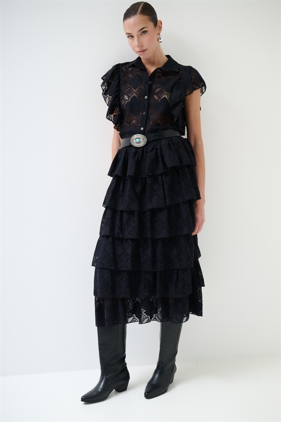 CAMICIA SMANICATA CON VOLANT E RICAMO NERO