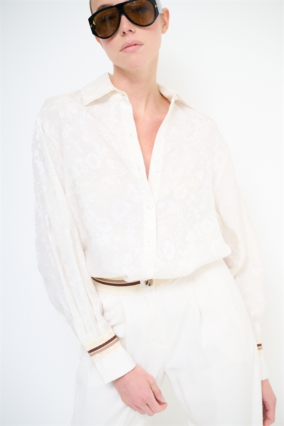 CAMICIA CON PASSAMANERIA SUI POLSINI