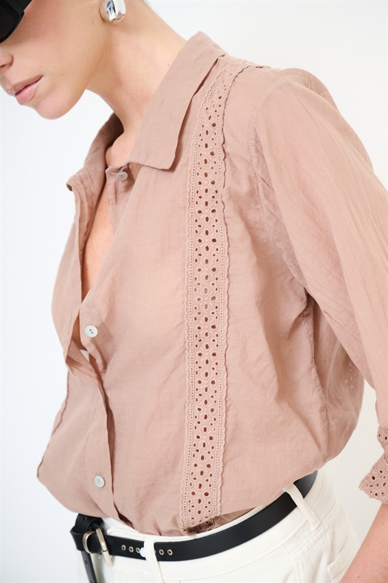 CAMICIA CON INSERTI PASSAMANERIA