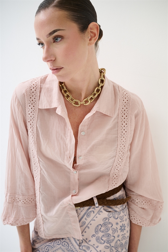 CAMICIA CON INSERTI PASSAMANERIA