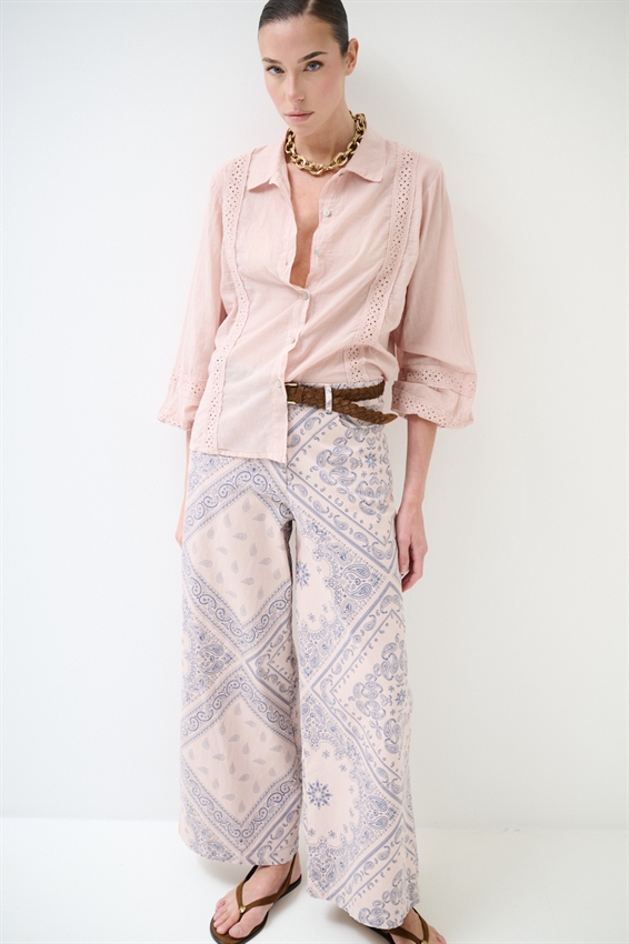 CAMICIA CON INSERTI PASSAMANERIA ROSA