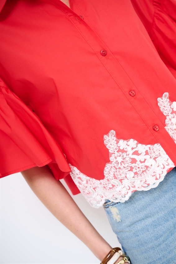 CAMICIA IN TELA PARACADUTE CON PIZZO