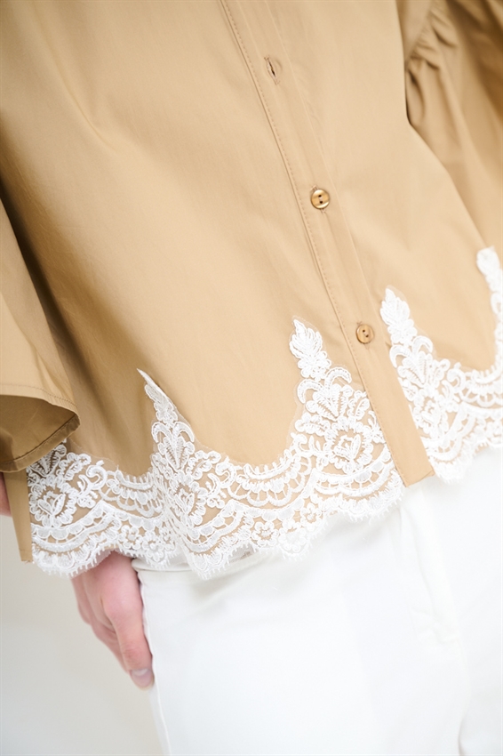 CAMICIA IN TELA PARACADUTE CON PIZZO