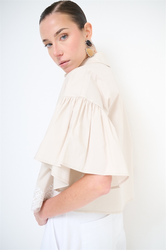 CAMICIA IN TELA PARACADUTE CON PIZZO SABBIA