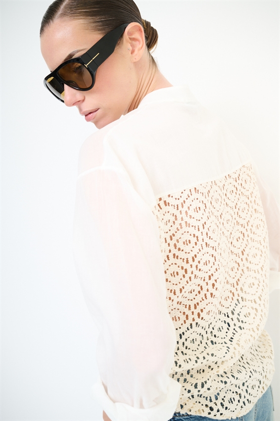 CASACCA COREANA IN MUSSOLA CON MACRAME DIETRO BIANCO