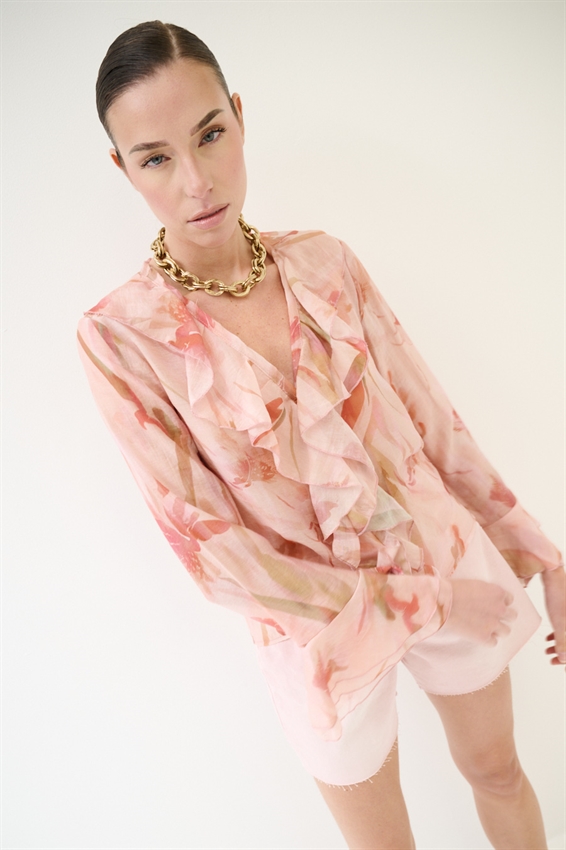 BLUSA CON VOLANT A FANTASIA