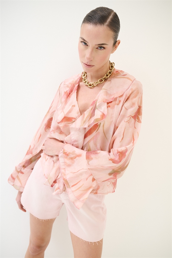 BLUSA CON VOLANT A FANTASIA