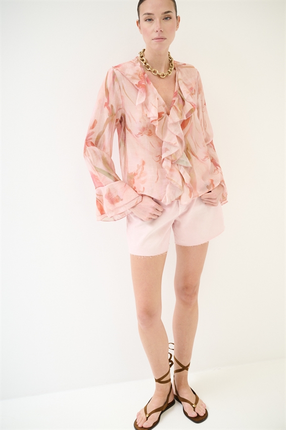 BLUSA CON VOLANT A FANTASIA