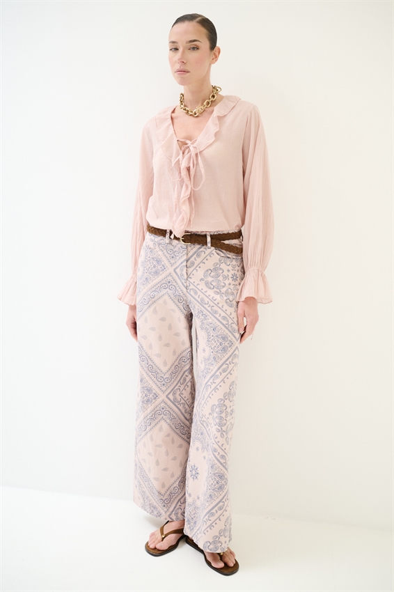 BLUSA CON VOLANT E LACCINO ROSA