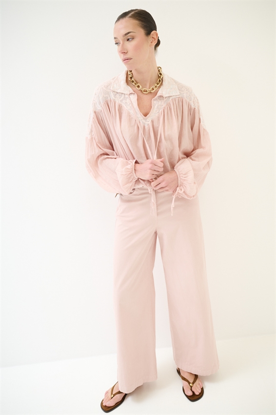 BLUSA INSERTO MACRAME