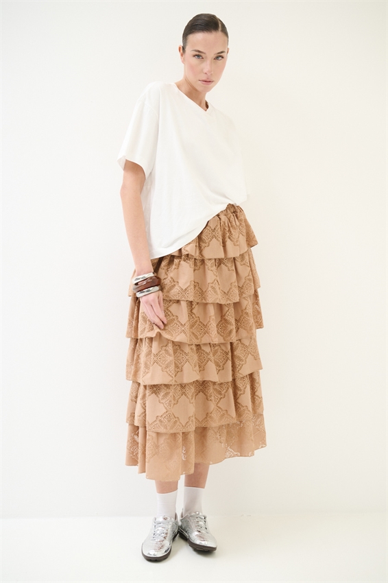 GONNA LUNGA A BALZE CON RICAMO