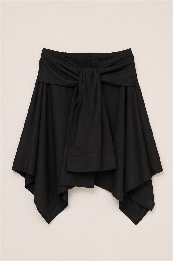 MINIGONNA A PUNTE CON MANICHE IN VITA