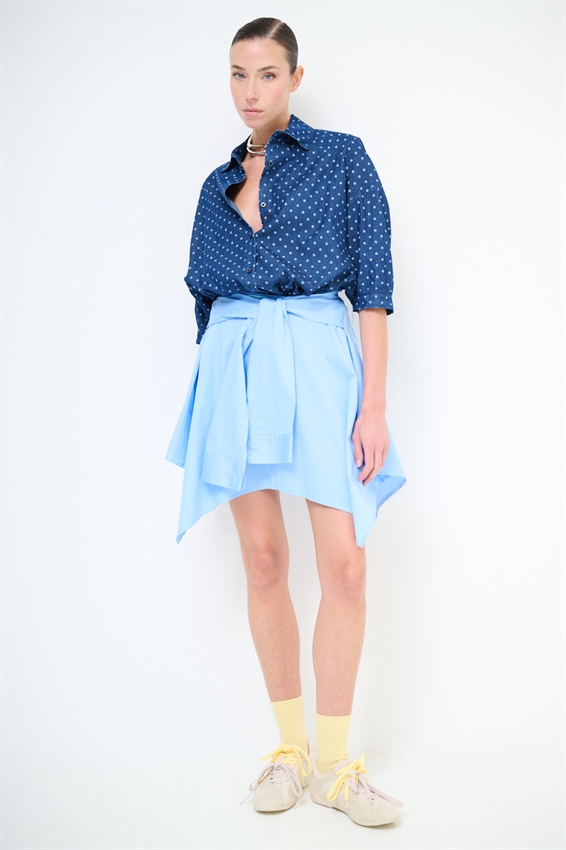 MINIGONNA A PUNTE CON MANICHE IN VITA CELESTE