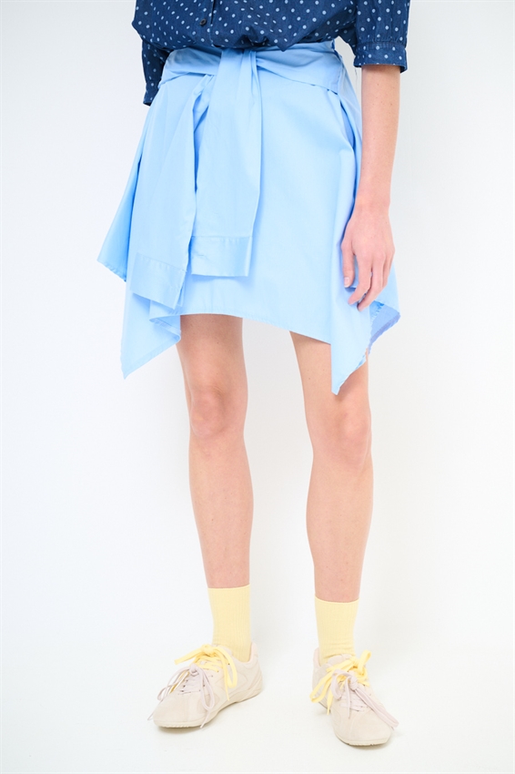 MINIGONNA A PUNTE CON MANICHE IN VITA CELESTE