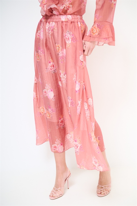 GONNA LUNGA SVASATA A FANTASIA FANGO