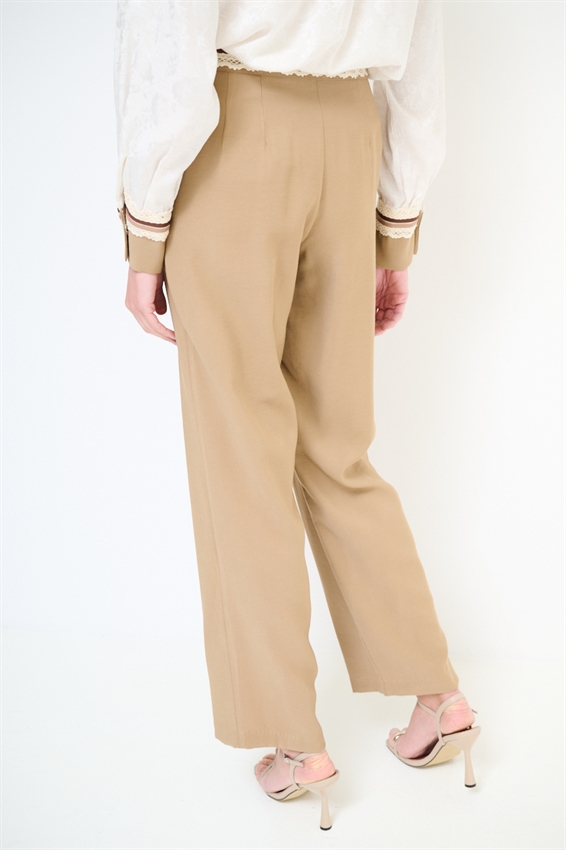 PANTALONE CON PASSAMANERIA IN VITA NOCCIOLA
