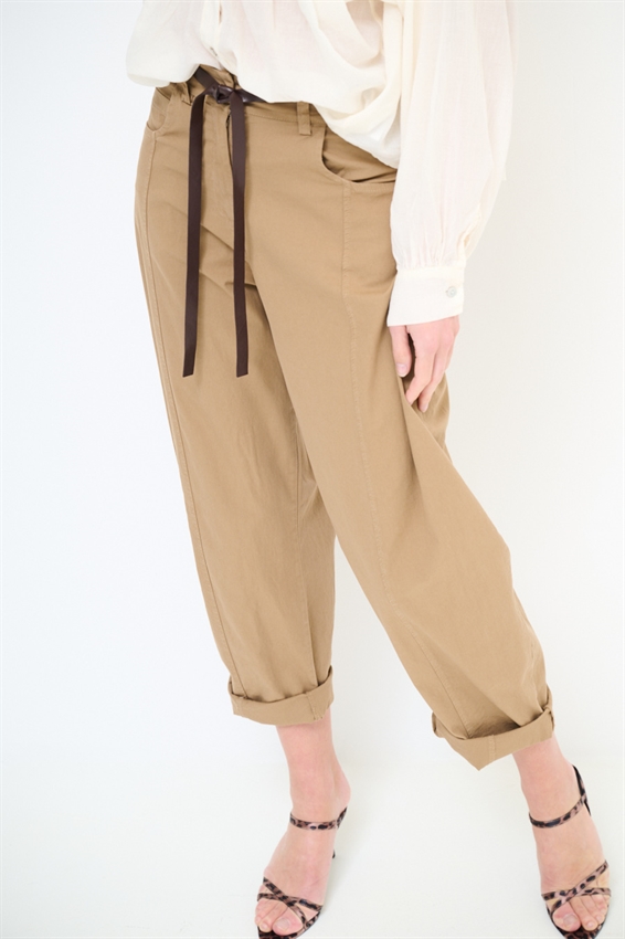 PANTALONE BALLOON CON CINTURA CAMMELLO