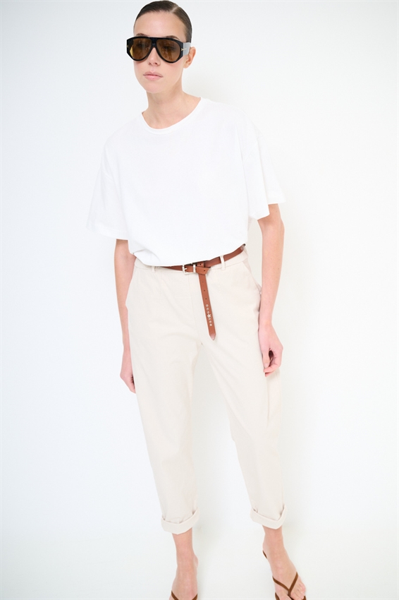 PANTALONE CHINO CON CINTURA