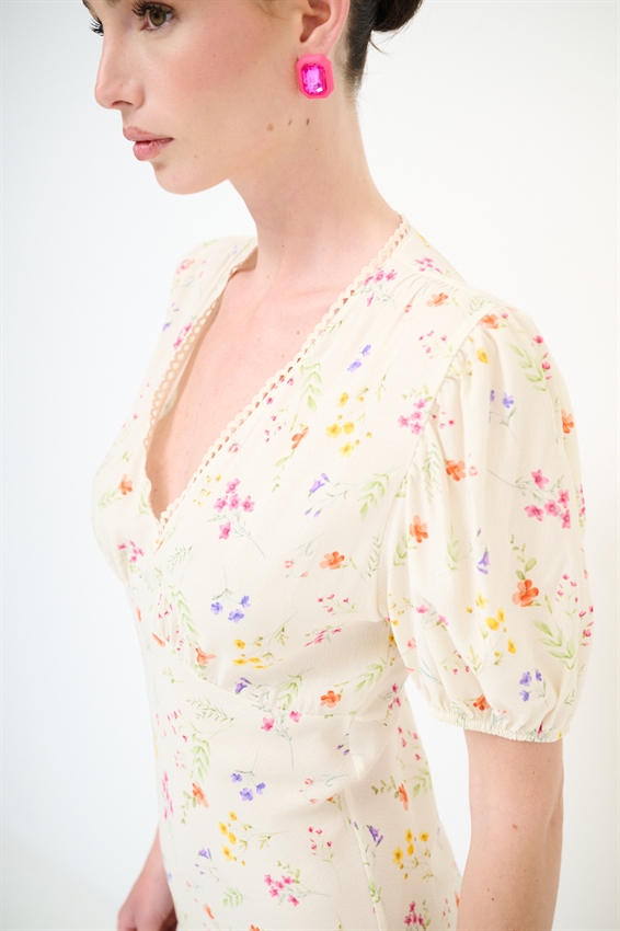 ABITO LUNGO CON STAMPA + PIZZO