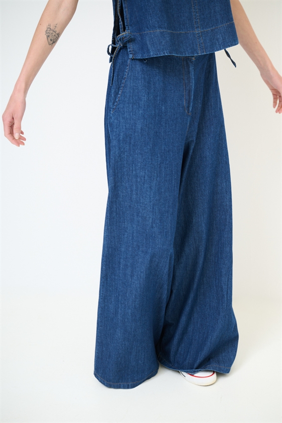 PANTALONE IN JEANS DI COTONE
