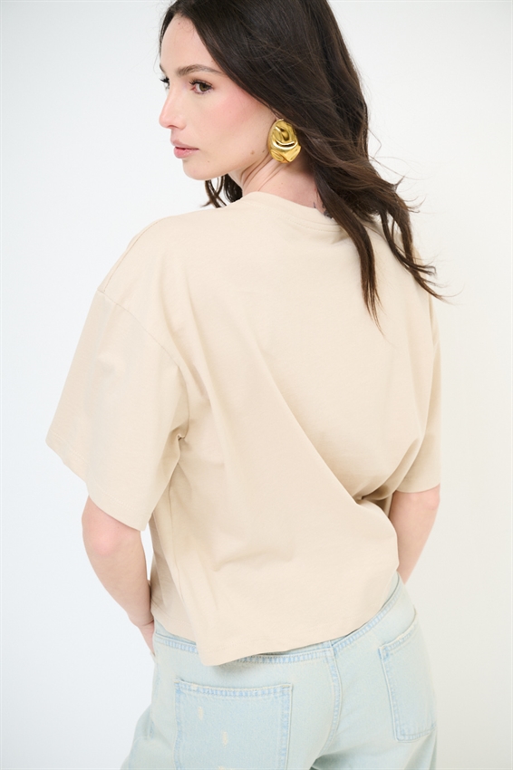 T-SHIRT BASIC CON TASCHINO MACRAME