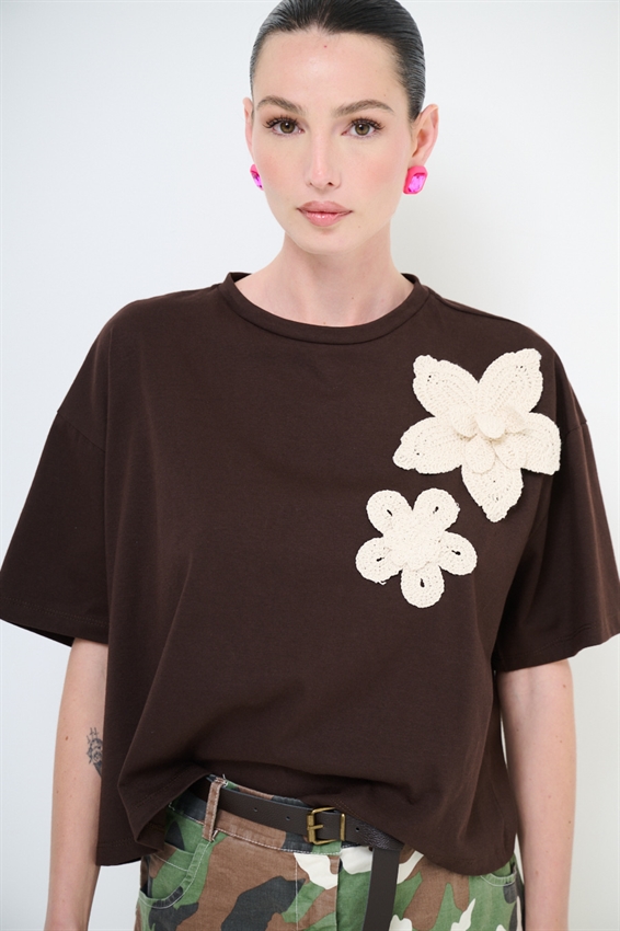 T-SHIRT DOPPIO FIORE RICAMO