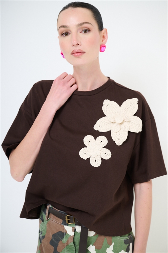 T-SHIRT DOPPIO FIORE RICAMO