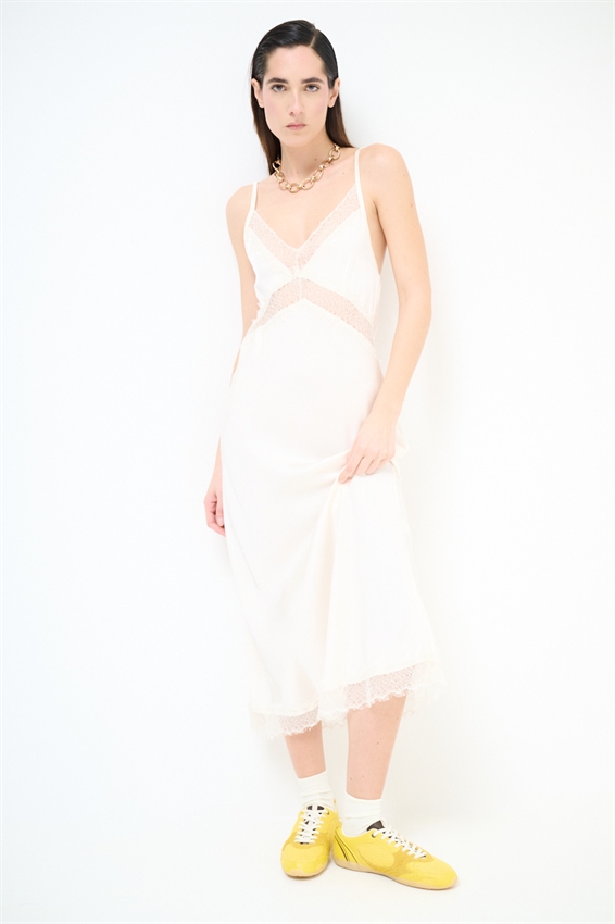 ABITO RASO CON INSERTI PIZZO PANNA