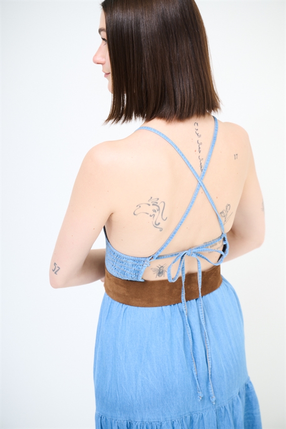 ABITO LUNGO PUNTO SMOKE + INTRECCIO DIETRO DENIM