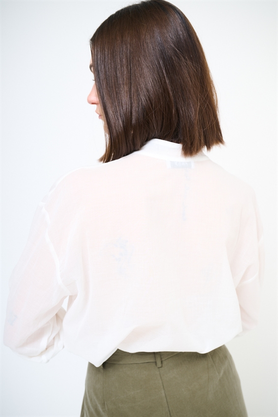 CAMICIA OVER IN MUSSOLA CON INSERTI MACRAME