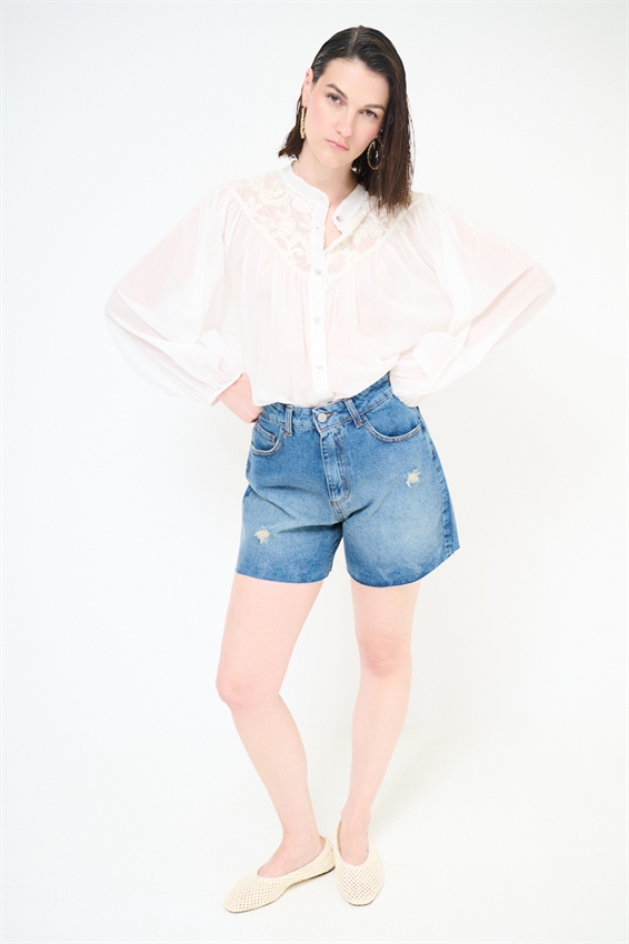 CAMICIA COLLO COREANA CON INSERTO MACRAME