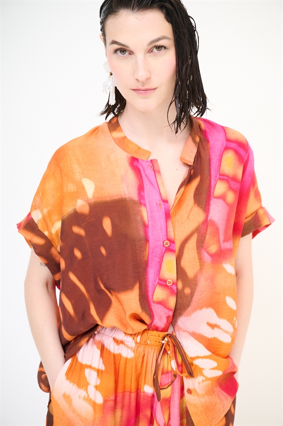 CAMICIA OVER CON STAMPA E NODO