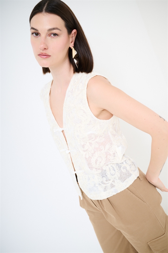 GILET IN MACRAME CON ALAMARI