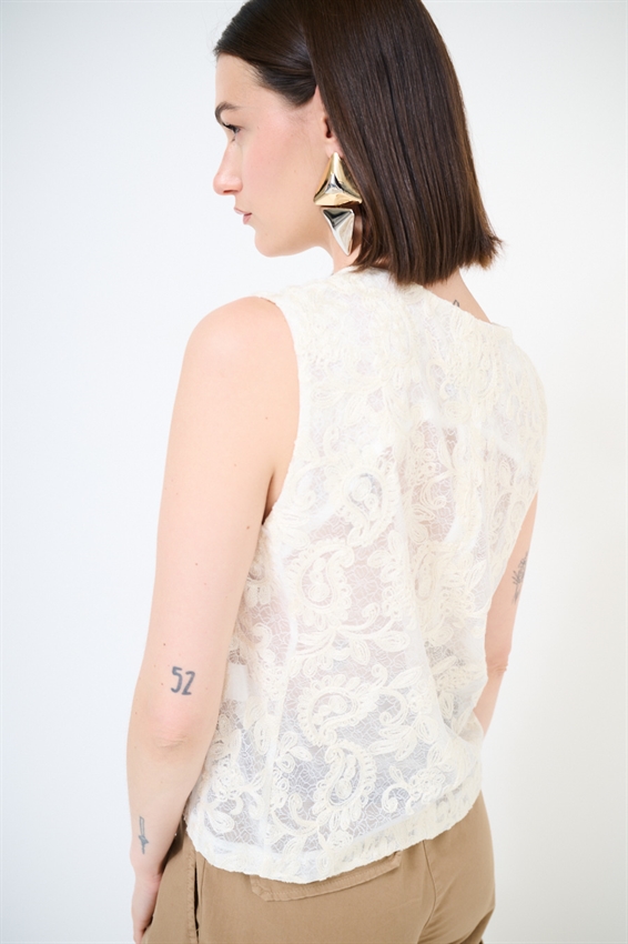 GILET IN MACRAME CON ALAMARI