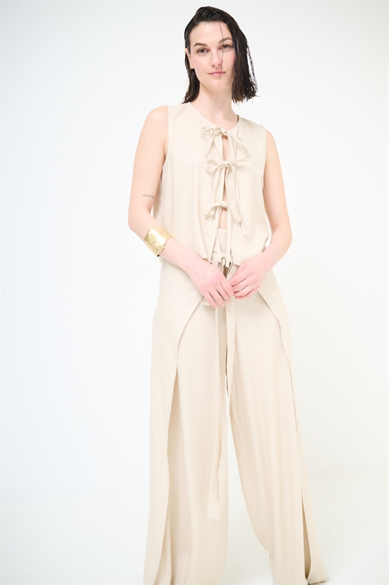 GILET VISCOSA/LINO CON LACCINI