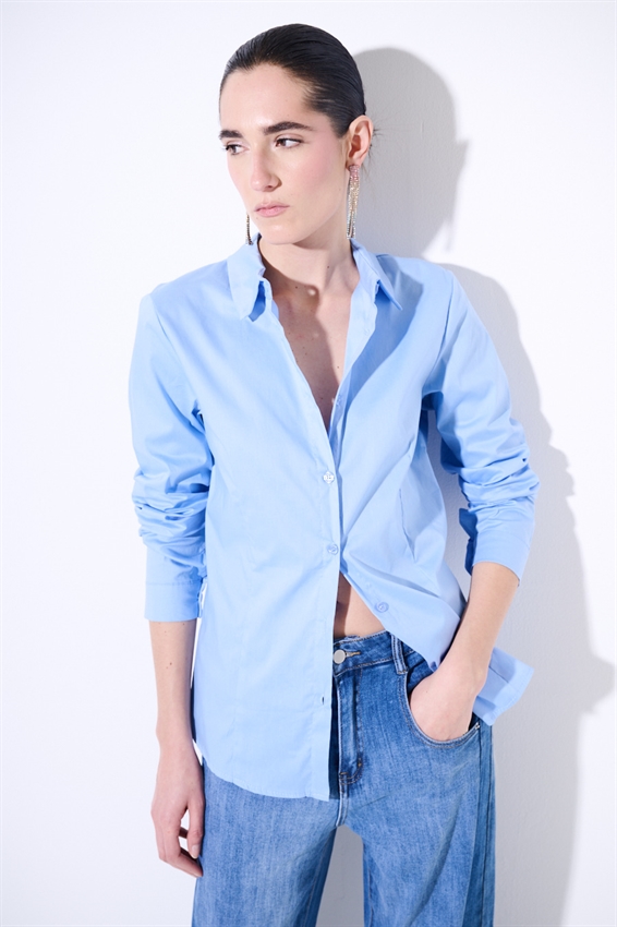 CAMICIA SLIM CON PINCE POPELINE CELESTE