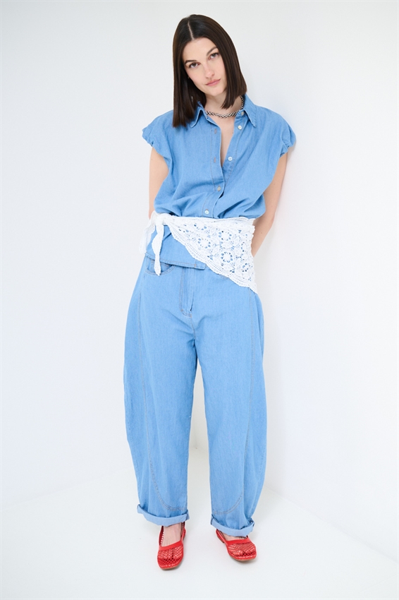 PANTA BALLOON CON CINTURA IN DENIM