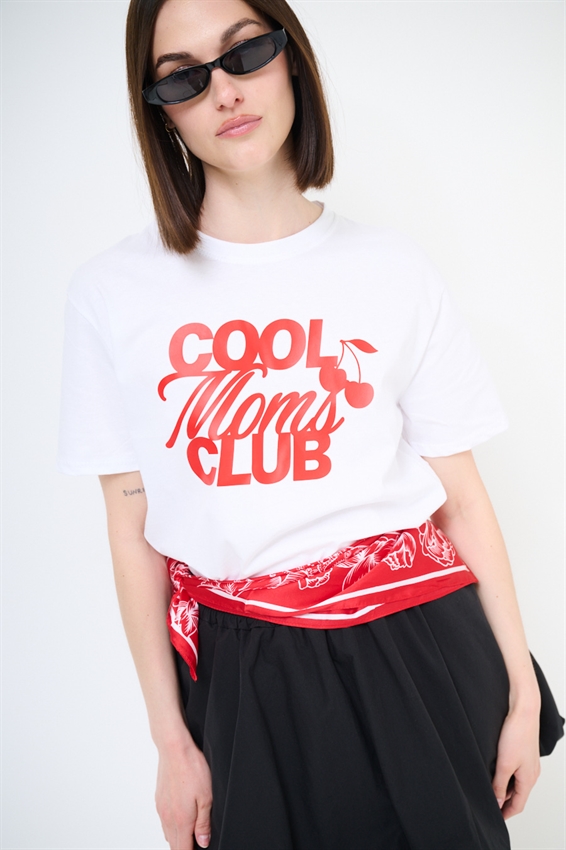 T-SHIRT REGULAR CON STAMPA COOL MOMS CLUB