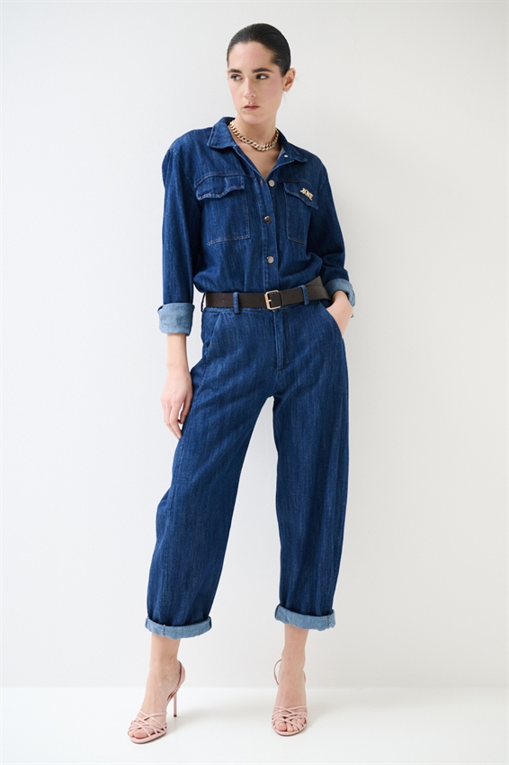 CAMICIA IN DENIM CON TASCHE A TOPPA E SPILLA BLU