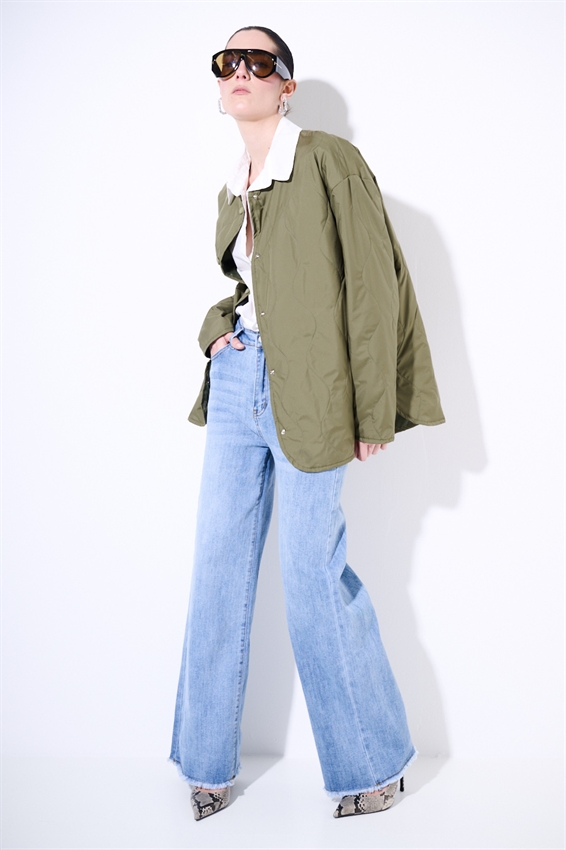 GIACCA TRAPUNTATA CON BOTT. AUTOMATICI VERDE MILITARE